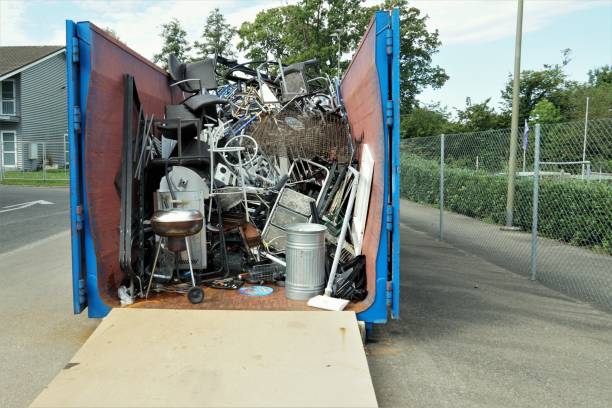 Best Yard Cleanup Services  in Moraga, CA