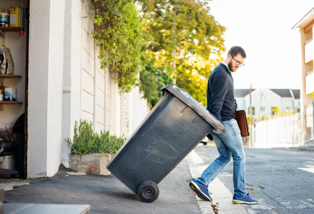 Best Garage Cleanout Services  in Moraga, CA